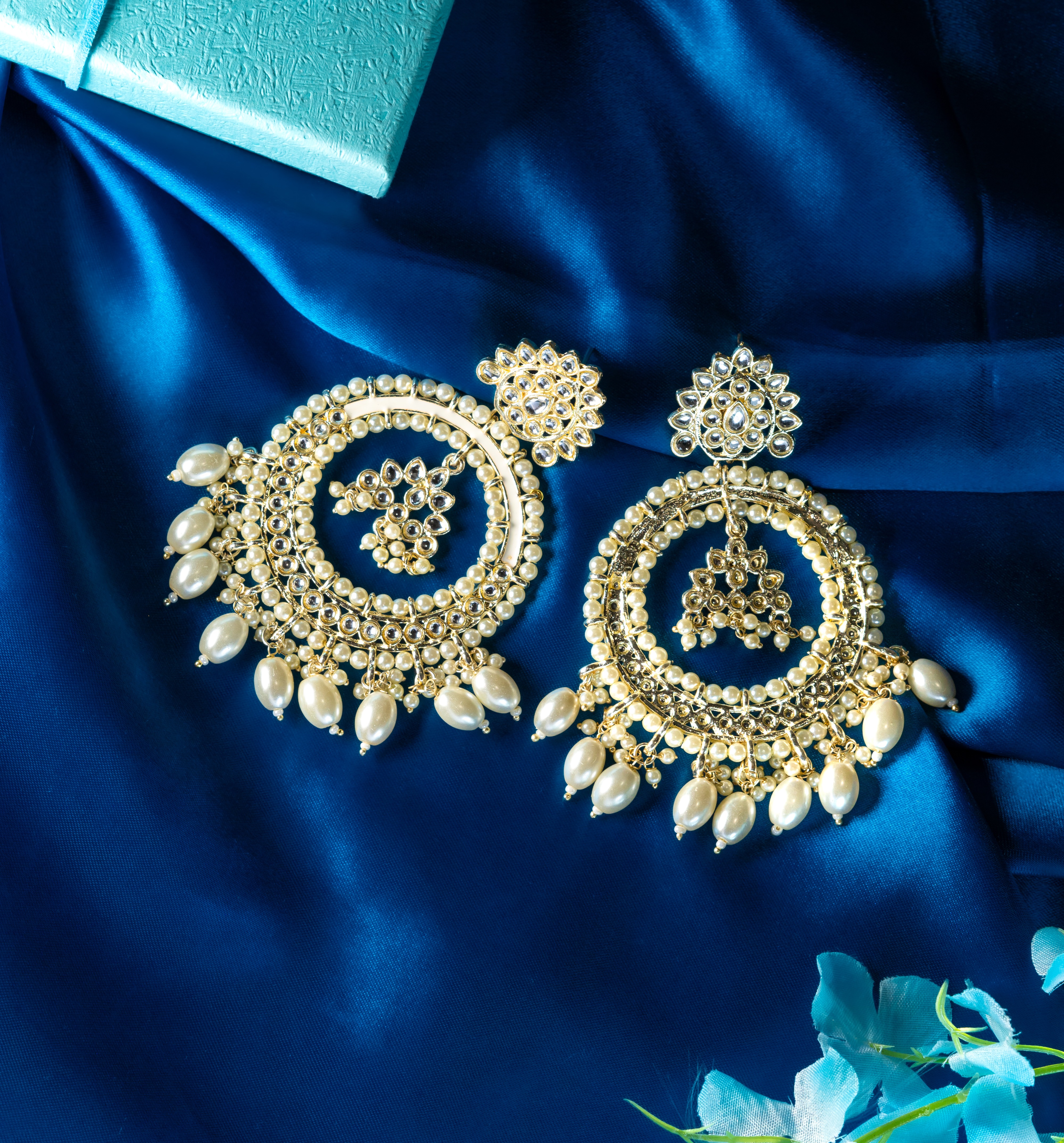 Pearl Royale Chandbali