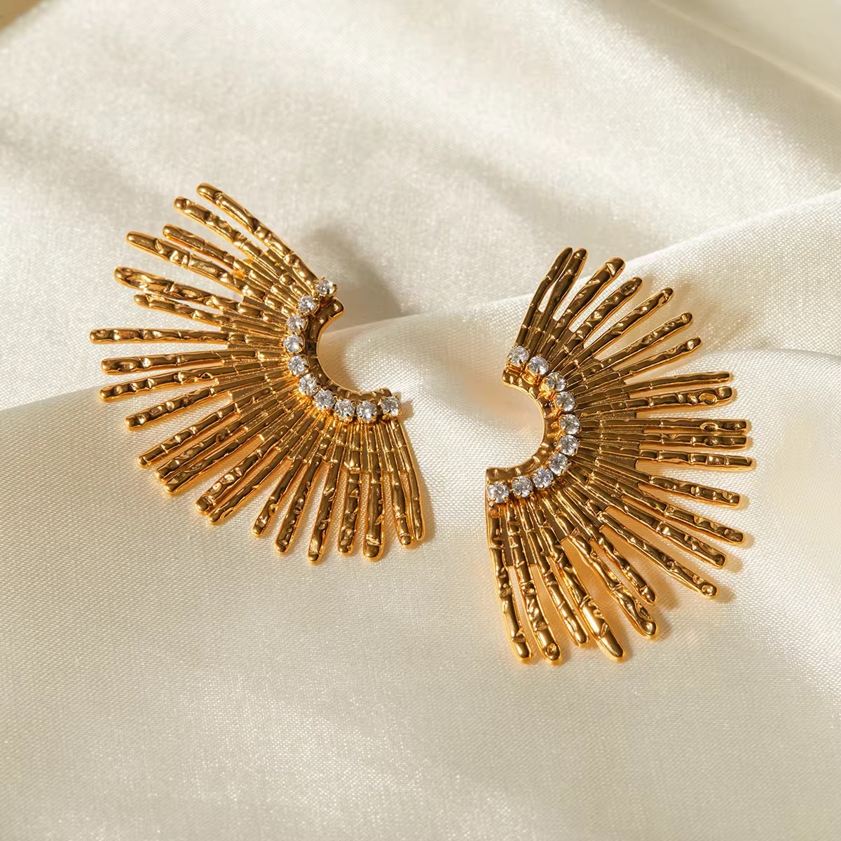 Boho Style 18K Gold Plated – Scalloped Rhinestone Sunflower Earing - additional view