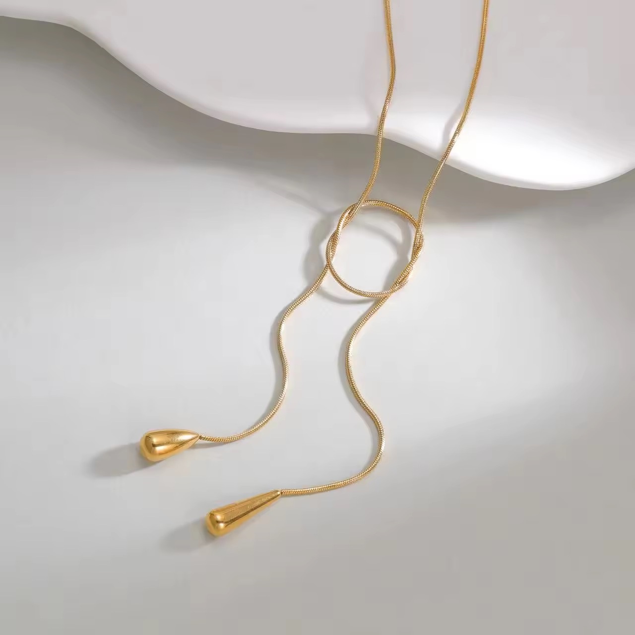 The Loop Drop – Adjustable Gold Lariat Necklace