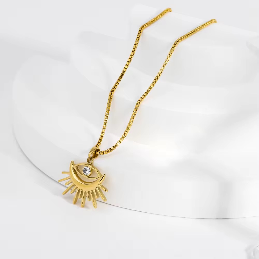 Vintage Charm Evil Eye Protection Pendant Necklace