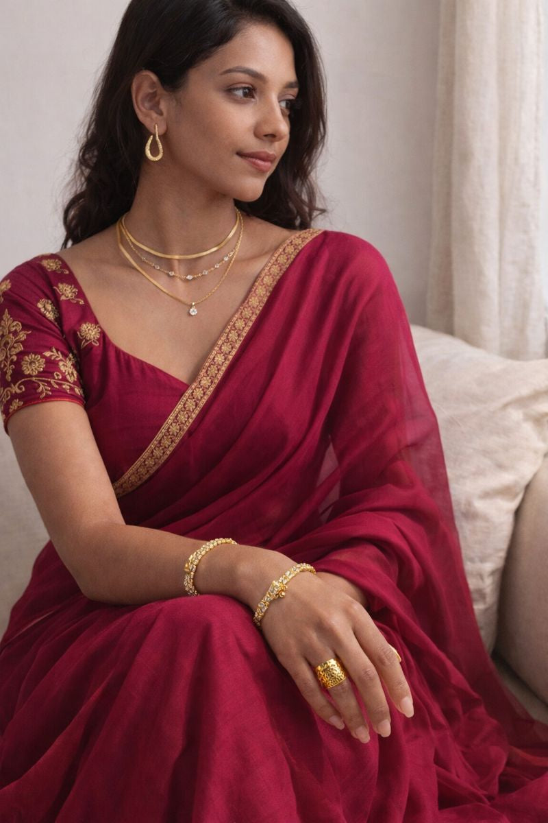 luxury looking gold jewellery outfit styling