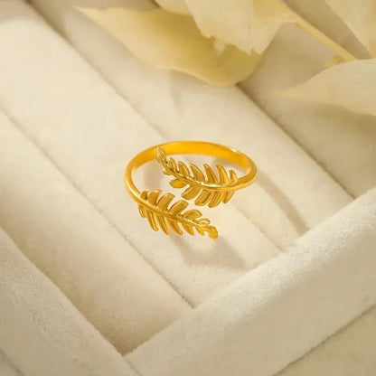 Orek Foliage Leaf Ring ring gift packaging