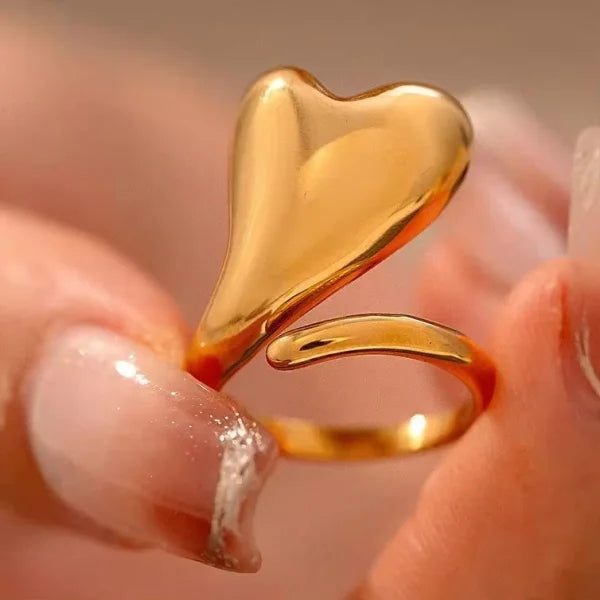 18k Gold Heart Shaped Chunky Wrapped Texture Statement Open Ring
