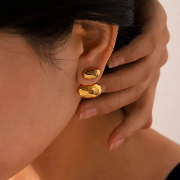 Dainty PVD Gold Plated Smooth Glassy Vintage Studs