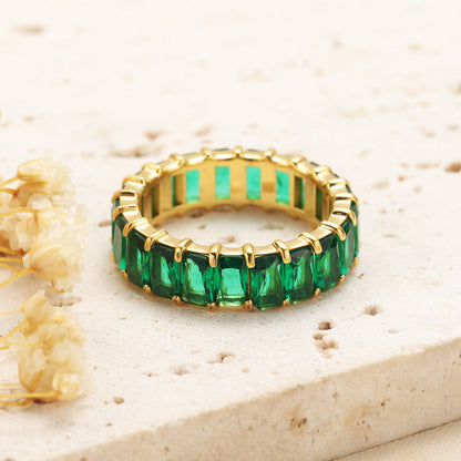 Orek Emera Emerald Zirconia Ring ring styled with everyday outfit