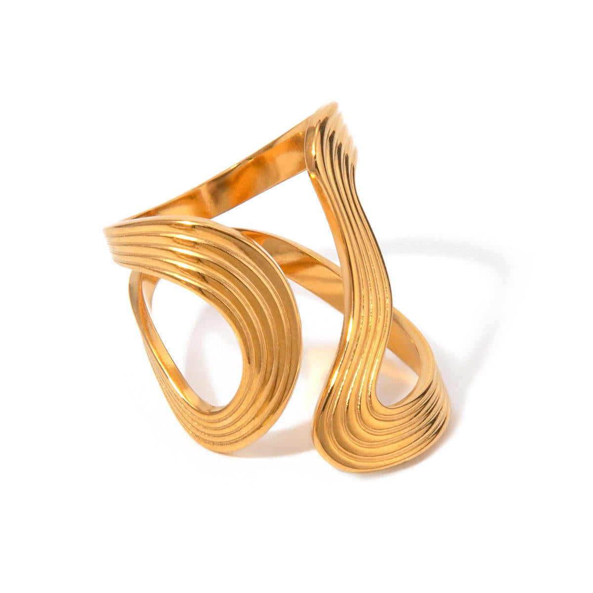 Orek Sena Smooth Line Ring ring styled with everyday outfit