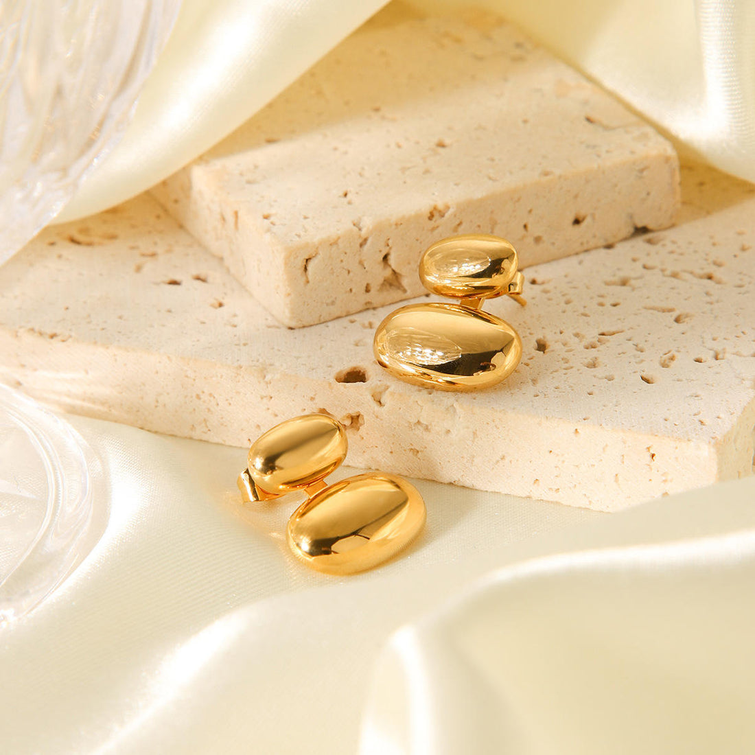 Dainty PVD Gold Plated Smooth Glassy Vintage Studs