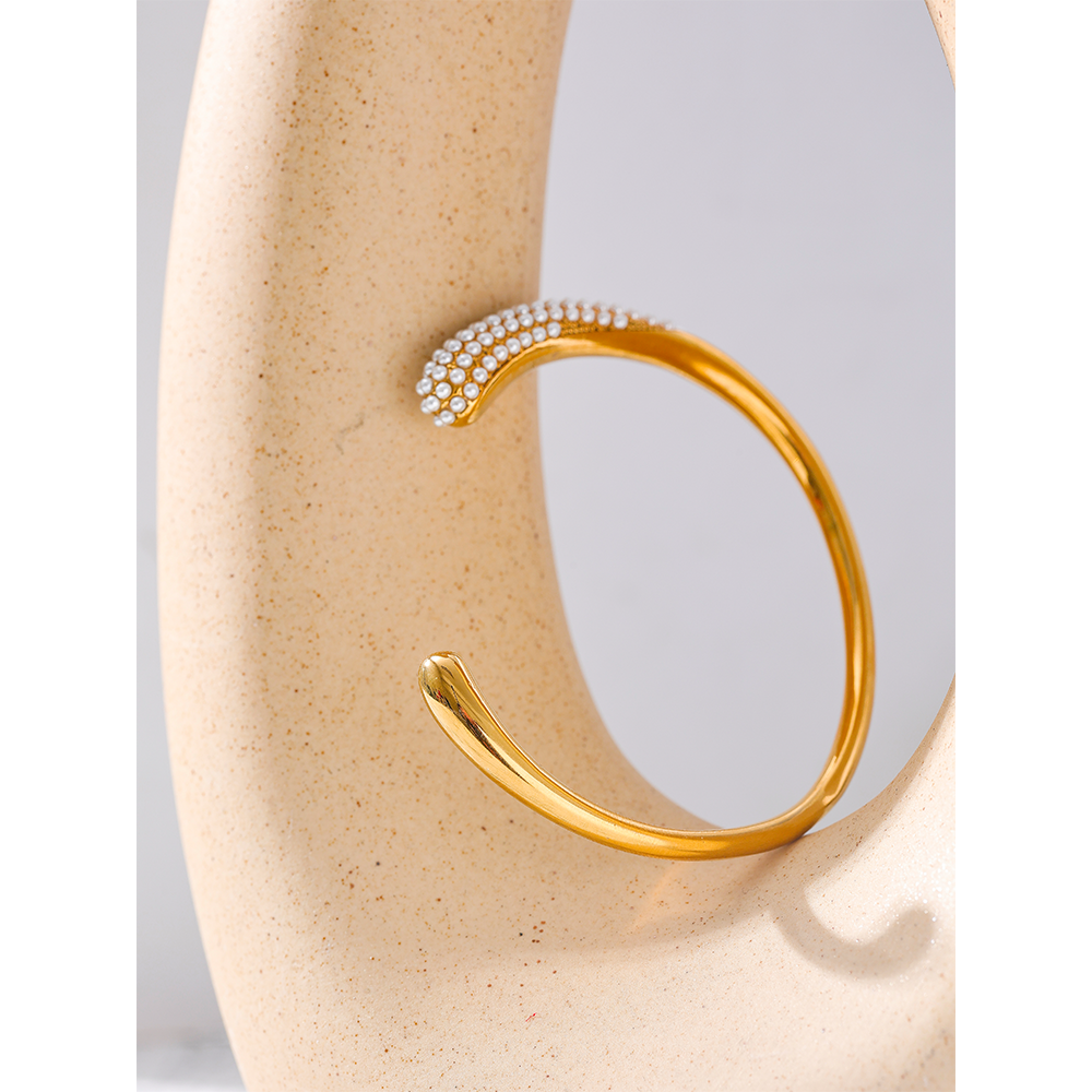 Orek Perla Pearl Inlaid Bangle bracelet gift packaging
