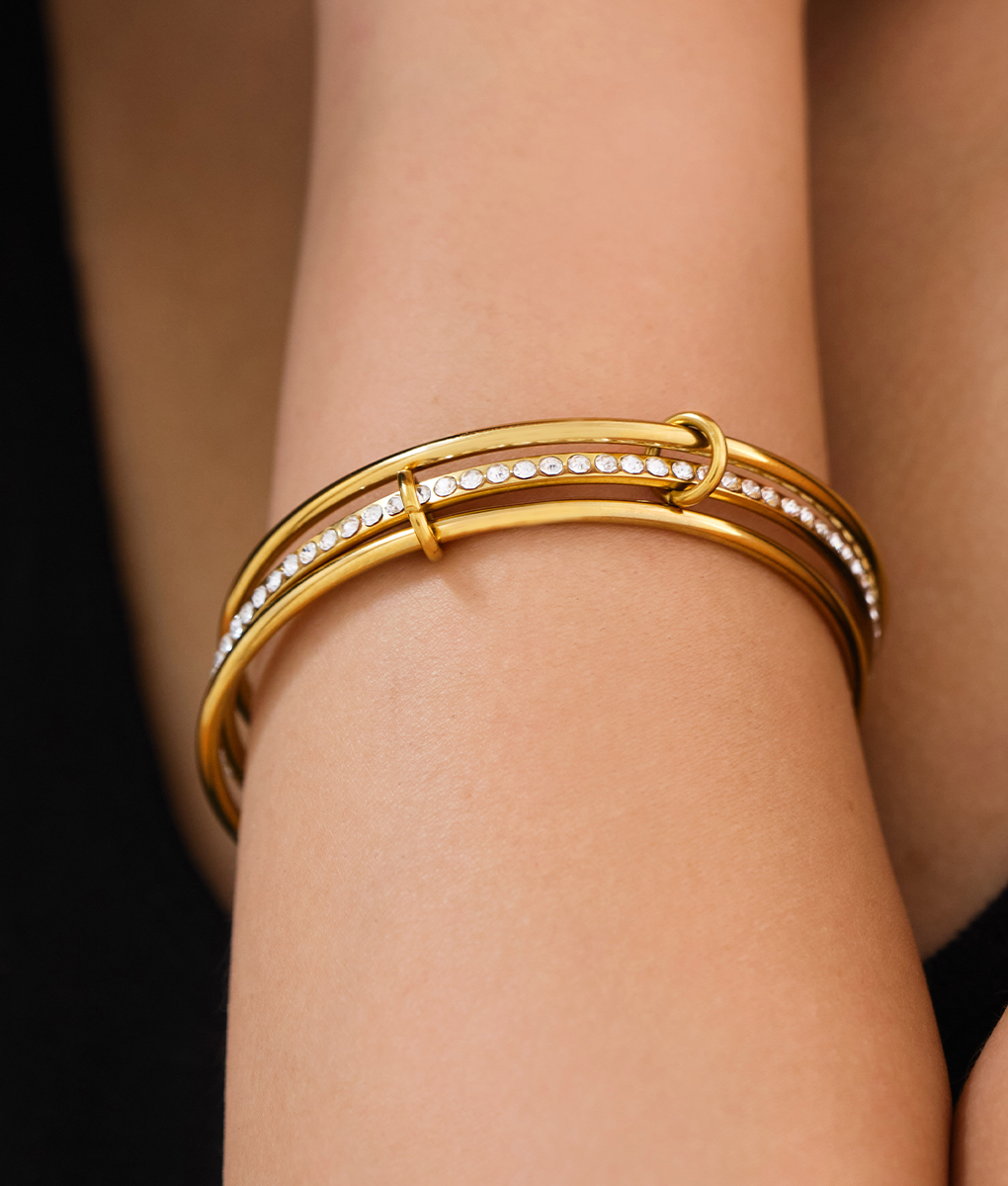 Orek Veya Trio Poise Bangle detail view, anti-tarnish gold plated