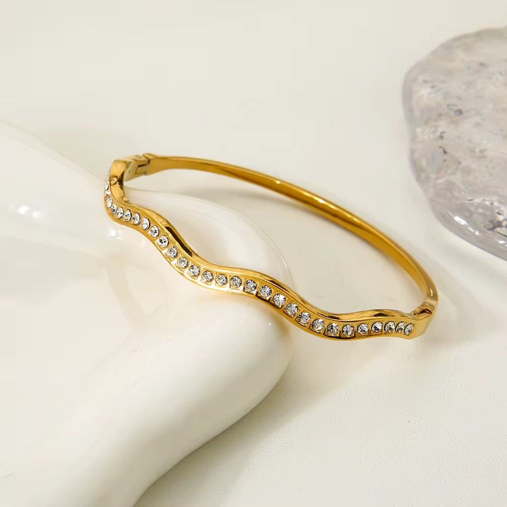 OREK Sora Möbius Muse Bangle Anti Tarnish Gold Plated Jewelry 2.5 Micron Premium Finish Long Lasting with 1 Year Exchange Warranty