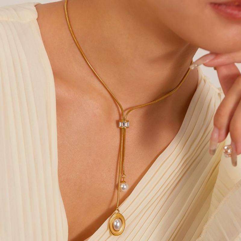 Orek Evara Pearl Oval Necklace styled look, pendant necklaces