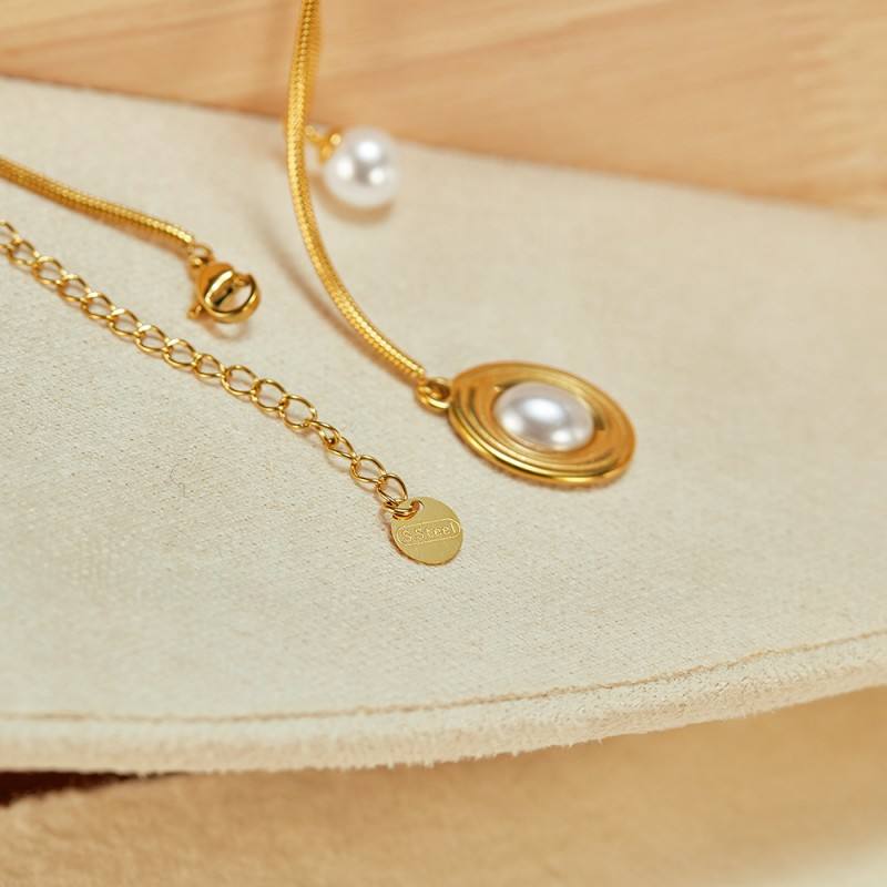 Orek Evara Pearl Oval Necklace detail view, anti-tarnish gold plated