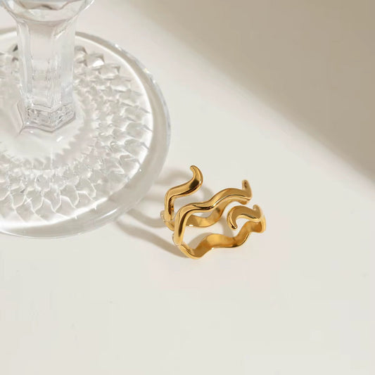 Side view of Orek Flow Ring
