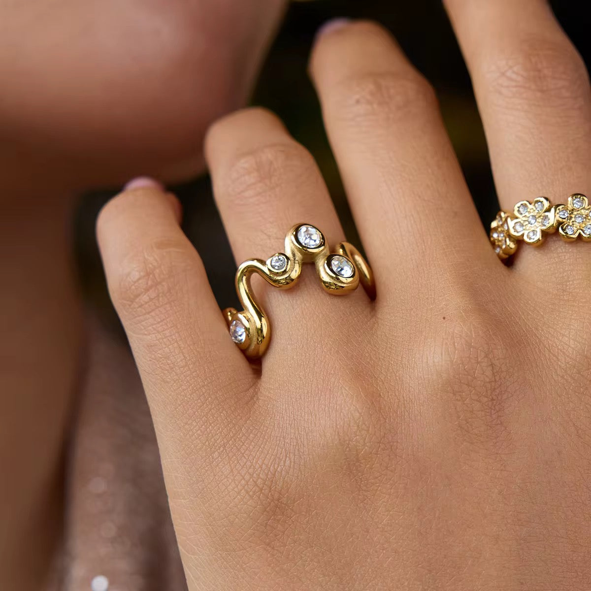 Model wearing Orek Ziva Curve Stack Ring